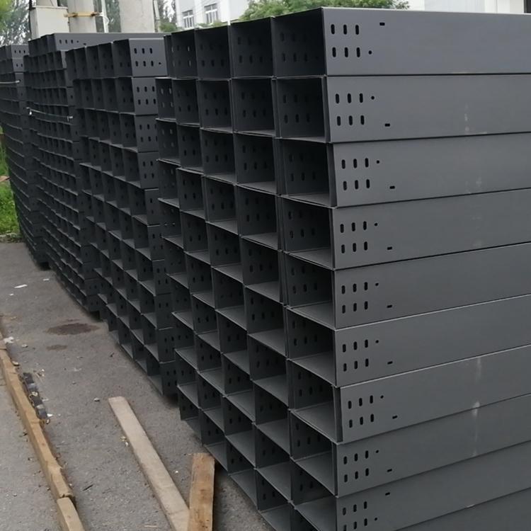 防火喷塑电缆桥架